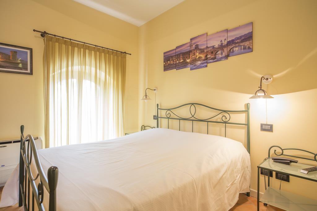Hotel Antichi Cortili Доссобуоно Номер фото