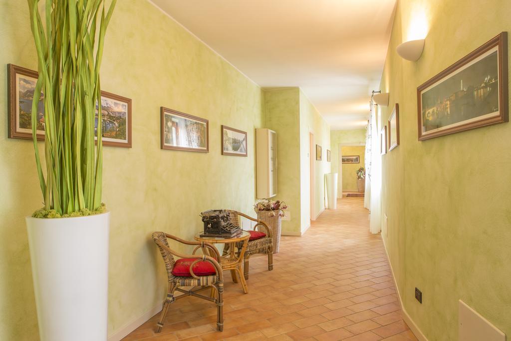 Hotel Antichi Cortili Доссобуоно Екстер'єр фото