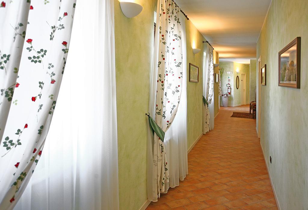 Hotel Antichi Cortili Доссобуоно Екстер'єр фото